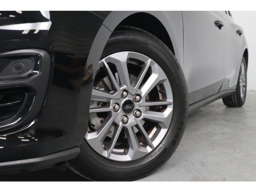 Ford Focus 1.0 EcoBoost Hybrid Titanium | 1e Eigenaar! | Winterpack | Navi | LED | Clima | Parkeersensoren V... ActivLease financial lease