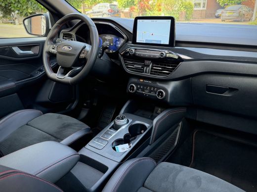 Ford Kuga 2.5 PHEV GRAPHITE TECH ST-LINE BLACK EDITION PANODAK DIGI-DASH APPLE CARPLAY LEDER AIRCO LMV PDC ActivLease financial lease