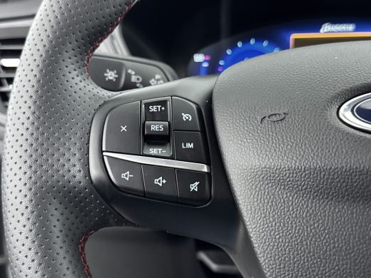 Ford Kuga 2.5 PHEV ST-Line | NL-AUTO! | 1E EIGENAAR! | WINTERPACK | CRUISE | CAMERA | PARK SENS V+A | LED |... ActivLease financial lease