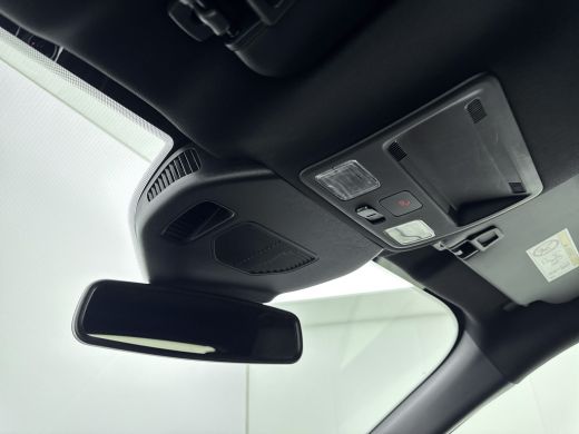 Ford Kuga 2.5 PHEV ST-Line | NL-AUTO! | 1E EIGENAAR! | WINTERPACK | CRUISE | CAMERA | PARK SENS V+A | LED |... ActivLease financial lease
