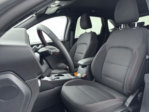 Ford Kuga 2.5 PHEV ST-Line | NL-AUTO! | 1E EIGENAAR! | WINTERPACK | CRUISE | CAMERA | PARK SENS V+A | LED |... ActivLease financial lease