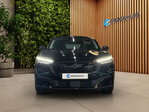 Ford Mustang Mach-E Mach-E Extended RWD 98 kWh | SOH 93% | B&O | Trekhaak | Adapt. Cruise | Leer | Blis | LED | 18'' ActivLease financial lease