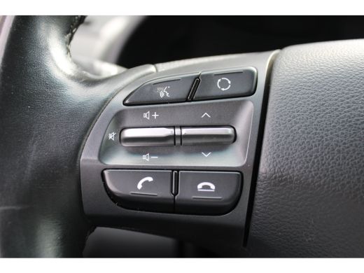 Hyundai Kona EV Fashion 64 kWh | Achteruitrijcamera | Airco (automatisch) | Apple Carplay/Android Auto|telefoo... ActivLease financial lease