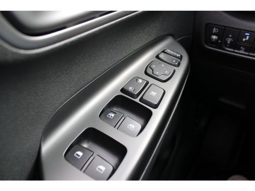 Hyundai Kona EV Fashion 64 kWh | Achteruitrijcamera | Airco (automatisch) | Apple Carplay/Android Auto|telefoo... ActivLease financial lease