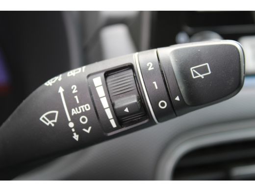 Hyundai Kona EV Fashion 64 kWh | Achteruitrijcamera | Airco (automatisch) | Apple Carplay/Android Auto|telefoo... ActivLease financial lease