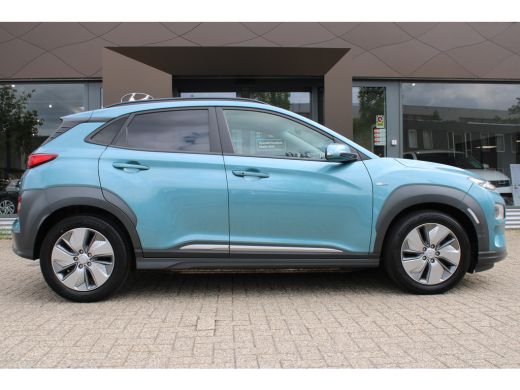 Hyundai Kona EV Fashion 64 kWh | Achteruitrijcamera | Airco (automatisch) | Apple Carplay/Android Auto|telefoo... ActivLease financial lease