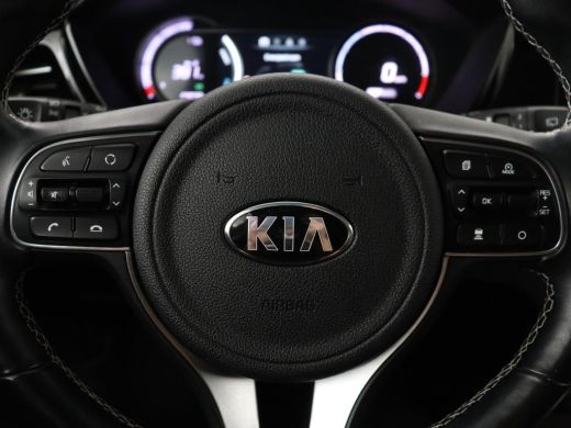 Kia e-Niro | SOH 94,3% | Panoramadak | Memory | Leder | Stuur/stoel verwarming | Stoelventilatie | Dodehoek ... ActivLease financial lease