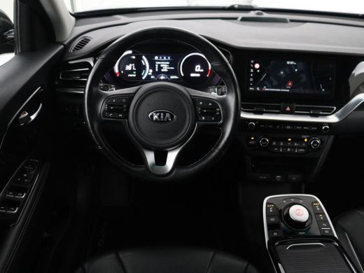 Kia e-Niro | SOH 94,3% | Panoramadak | Memory | Leder | Stuur/stoel verwarming | Stoelventilatie | Dodehoek ... ActivLease financial lease