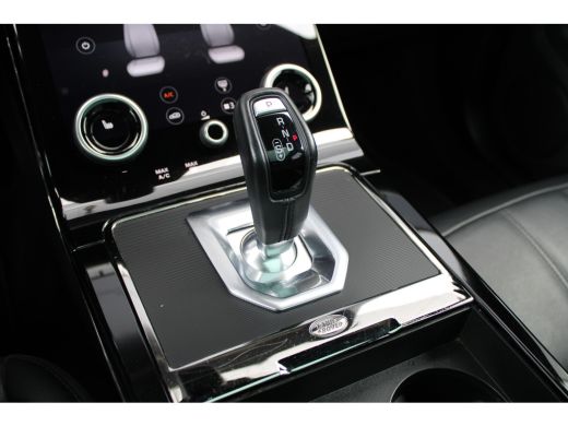 Land Rover Range Rover Evoque 2.0 D180 AWD R-Dynamic S | BTW | DEALER ONDH | PANORAMADAK | KEYLESS | DODE HOEK | CAMERA | ActivLease financial lease
