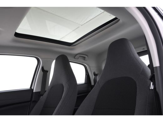 Leapmotor T03 Design 37.3 kWh Camera, Panorama, ActivLease financial lease