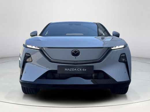 Mazda CX-6e Takumi 78 kWh | Nu met gratis trekhaak! | Stoelverwarming/Verkoeling | Stuurverwarming | 360* Cam... ActivLease financial lease