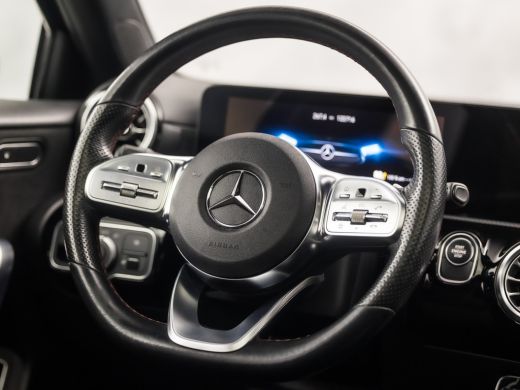 Mercedes-Benz A-Klasse 250 e AMG Sport 218Pk Automaat (PANORAMADAK, GROOT NAVI, SFEERVERLICHTING, CAMERA, GETINT GLAS, S... ActivLease financial lease