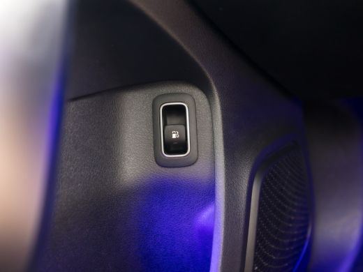Mercedes-Benz A-Klasse 250 e AMG Sport 218Pk Automaat (PANORAMADAK, GROOT NAVI, SFEERVERLICHTING, CAMERA, GETINT GLAS, S... ActivLease financial lease