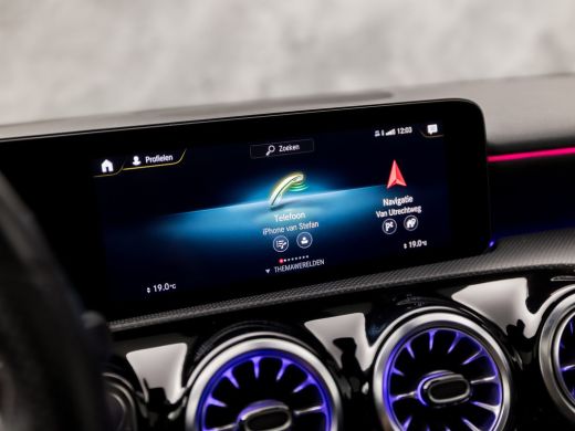 Mercedes-Benz A-Klasse 250 e AMG Sport 218Pk Automaat (PANORAMADAK, GROOT NAVI, SFEERVERLICHTING, CAMERA, GETINT GLAS, S... ActivLease financial lease