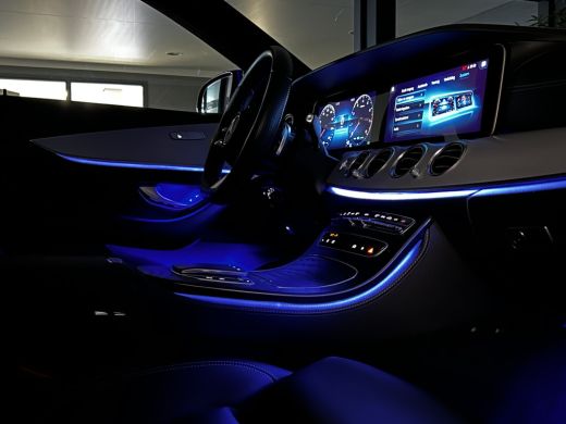 Mercedes-Benz E-Klasse 200 AMG Estate // Trekhaak // Leder // 360 Camera // Nightpakket // Sfeerverlichting // Keyless E... ActivLease financial lease