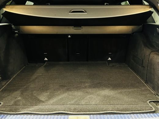 Mercedes-Benz E-Klasse 200 AMG Estate // Trekhaak // Leder // 360 Camera // Nightpakket // Sfeerverlichting // Keyless E... ActivLease financial lease