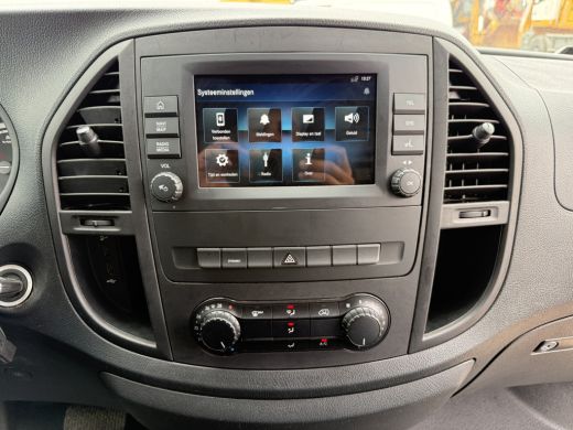 Mercedes-Benz eVito eVito 112 66kWh L2 280km WLTP 96,8% (SOH) Snelladen Climate Control Apple Carplay Stoelverwarming ActivLease financial lease