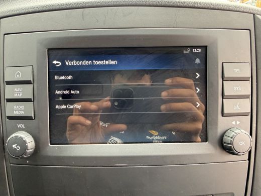 Mercedes-Benz eVito eVito 112 66kWh L2 280km WLTP 96,8% (SOH) Snelladen Climate Control Apple Carplay Stoelverwarming ActivLease financial lease