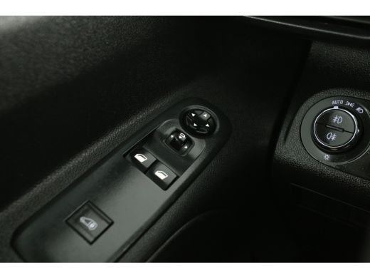 Opel Combo-e 50 kWh | Snelladen | SOH 92% | Airco | Cruise | Camera | Carplay | Parkeersens. ActivLease financial lease