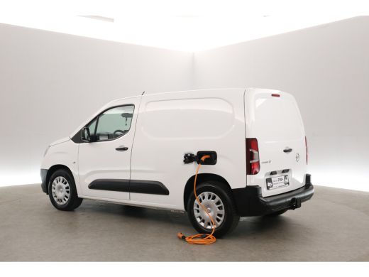Opel Combo Elektrisch 50 kWh | Snelladen | SOH 92% | Airco | Cruise | Camera | Carplay | Parkeersens. ActivLease financial lease