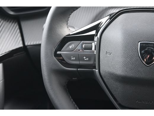 Peugeot 2008 Allure tot 8 Jaar Garantie! | Active Safety Brake met camera en radar (automatisch noodremsysteem... ActivLease financial lease