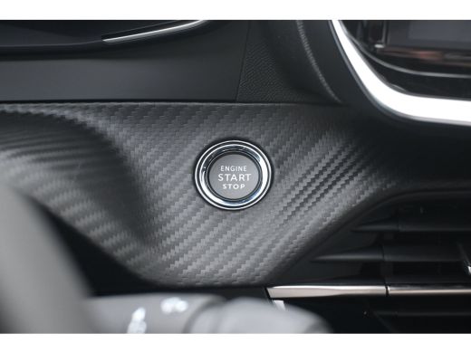 Peugeot 2008 Allure tot 8 Jaar Garantie! | Active Safety Brake met camera en radar (automatisch noodremsysteem... ActivLease financial lease