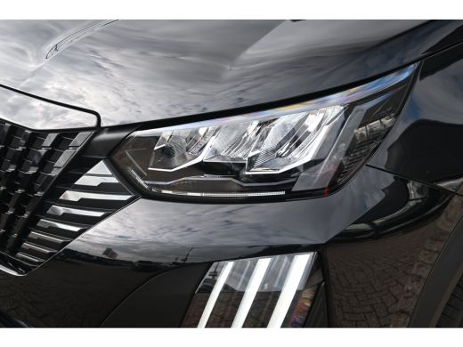 Peugeot 2008 Allure tot 8 Jaar Garantie! | Active Safety Brake met camera en radar (automatisch noodremsysteem... ActivLease financial lease