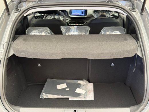 Peugeot 208 Allure | Elektrische parkeerrem | Extra getinte achterste zijruiten en achterruit | Extra getinte... ActivLease financial lease