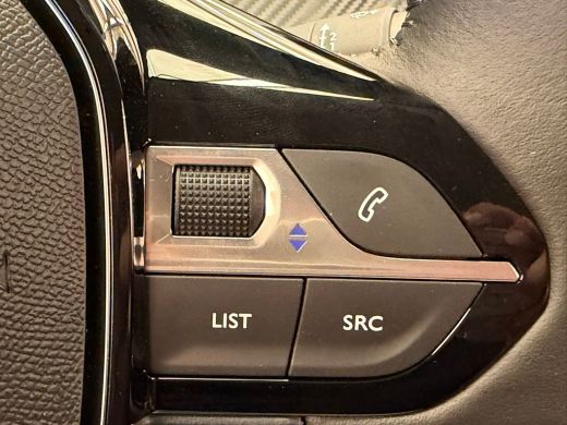 Peugeot 208 Allure | Elektrische parkeerrem | Extra getinte achterste zijruiten en achterruit | Extra getinte... ActivLease financial lease