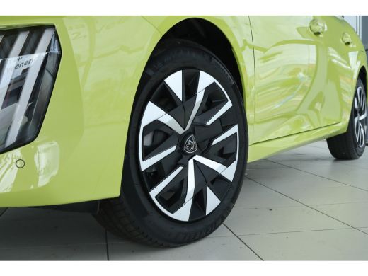 Peugeot 208 Hybrid 110PK Business ''OP AFSPRAAK'' | Cruise Control | Camera | Carplay | Navigatie | Airco | ActivLease financial lease