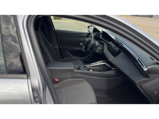 Peugeot 308 SW 1.2 Hybrid 145 e-DCS6 Style | Afneembare trekhaak | Apple Carplay / Android Auto | Cruise Cont... ActivLease financial lease