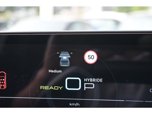 Peugeot 5008 1.6 Plug-in Hybrid 195 Allure 7p Tot 8 Jaar Garantie! | AGR-Comfortstoel | 7,4kW Lader | Adaptive... ActivLease financial lease