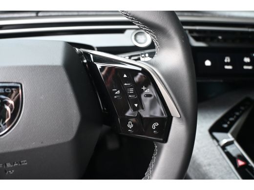 Peugeot 5008 1.6 Plug-in Hybrid 195 Allure 7p Tot 8 Jaar Garantie! | AGR-Comfortstoel | 7,4kW Lader | Adaptive... ActivLease financial lease
