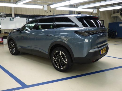 Peugeot 5008 1.6 Plug-in Hybrid 195 Allure 7p Tot 8 Jaar Garantie! | AGR-Comfortstoel | 7,4kW Lader | Adaptive... ActivLease financial lease