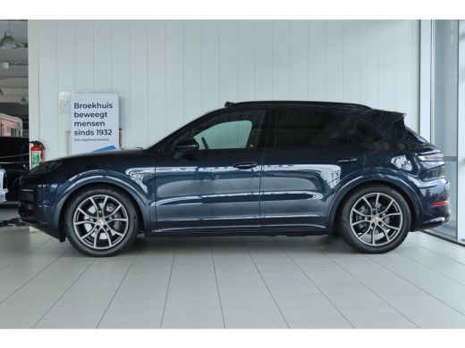 Porsche Cayenne 3.0 E-Hybrid "OP AFSPRAAK" | SoH 94% | SportDesign | Sportchrono | Passenger display | Stoelventi... ActivLease financial lease