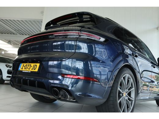 Porsche Cayenne 3.0 E-Hybrid "OP AFSPRAAK" | SoH 94% | SportDesign | Sportchrono | Passenger display | Stoelventi... ActivLease financial lease