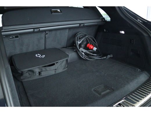 Porsche Cayenne 3.0 E-Hybrid "OP AFSPRAAK" | SoH 94% | SportDesign | Sportchrono | Passenger display | Stoelventi... ActivLease financial lease