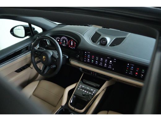 Porsche Cayenne 3.0 E-Hybrid "OP AFSPRAAK" | SoH 94% | SportDesign | Sportchrono | Passenger display | Stoelventi... ActivLease financial lease