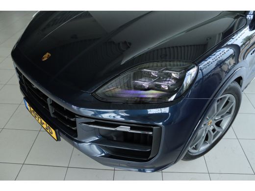 Porsche Cayenne 3.0 E-Hybrid "OP AFSPRAAK" | SoH 94% | SportDesign | Sportchrono | Passenger display | Stoelventi... ActivLease financial lease