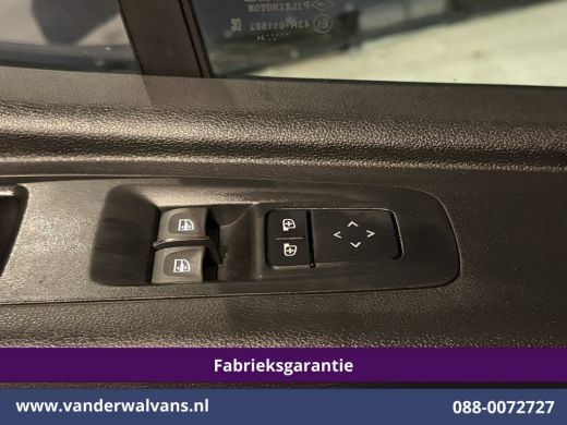 Renault Master 2.0 dCi 150pk L2H2 Fabrieksgarantie Euro6 Airco | Camera | LED | 2500kg Trekhaak | Apple Carplay ... ActivLease financial lease