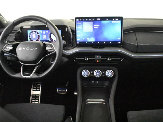 Skoda Kodiaq Sportline Business | Achteruitrijcamera | Crew Protect Assist | Cruise control met speedlimiter ActivLease financial lease