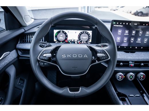 Skoda Superb Combi 1.5 TSI PHEV Business Edition | Achteruitrijcamera | Apple Carplay/Android Auto|telefoonint... ActivLease financial lease