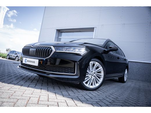Skoda Superb Combi 1.5 TSI PHEV Business Edition | Achteruitrijcamera | Apple Carplay/Android Auto|telefoonint... ActivLease financial lease