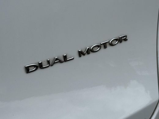 Tesla Model Y Long Range AWD 75 kWh SOH 87,8% / Autopilot / 20'' LM ( &euro; 2.300  Nieuwe banden ) / NL Geleverd / ... ActivLease financial lease