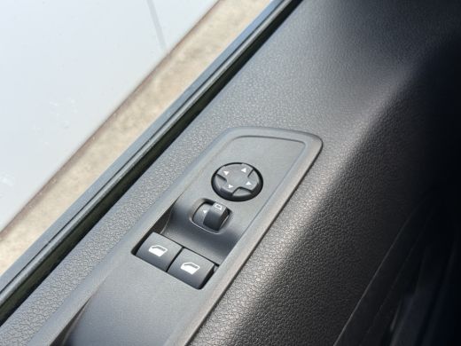 Toyota ProAce Electric 75kWh L1 348km WLTP EV 100KW Snelladen Climate Control Cruise Control Camera Parkeersens... ActivLease financial lease