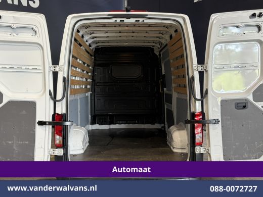 Volkswagen Crafter 2.0 TDI 141pk Automaat L3H3 L2H2 Euro6 Airco | Camera | Apple Carplay | 3000kg Trekhaak | Cruisec... ActivLease financial lease