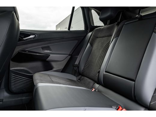 Volkswagen ID.4 Pro Limited Edition 77 kWh | Achteruitrijcamera | Comfortstoel(en) | Cruise control adaptief met ... ActivLease financial lease