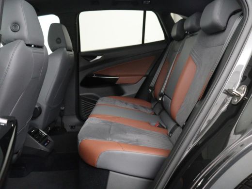 Volkswagen ID.4 | SOH 91,9% | Panoramadak | Leder/alcantara | Memory | Stuur/stoel verwarming | Adaptive cruise |... ActivLease financial lease