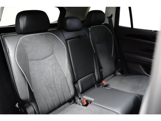 Volkswagen Tayron 1.5 TSI eHybrid 272PK DSG-6 Elegance | TREKHAAK | 360 CAMERA | 12,9 INCH NAVIGATIE | IQ LIGHT | E... ActivLease financial lease