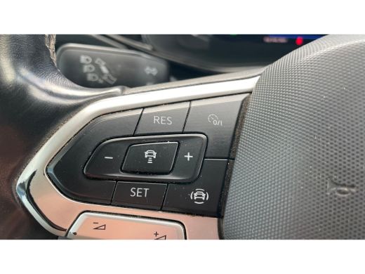 Volkswagen Transporter 2.0 TDI 150 PK DSG L1 Bulli | Trekhaak | Achterdeuren | Passagiersstoel | Adaptive cruise | Navig... ActivLease financial lease